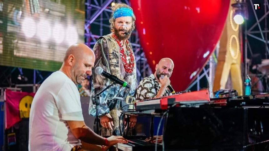 Checco Zalone al Jova Beach Party