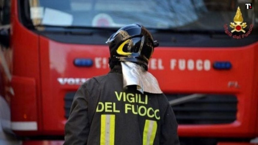 Milano, incendio