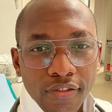 Udine insulti razzisti medico