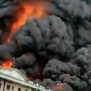 Incendio a San Giuliano Milanese: 6 feriti, uno è grave