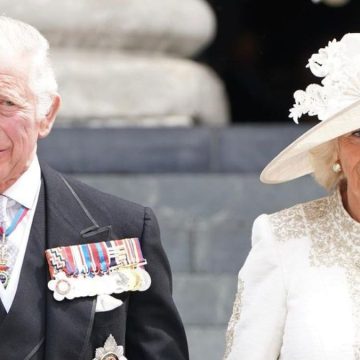 Carlo e Camilla da giovani a oggi