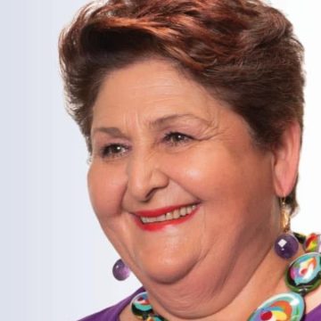 Teresa Bellanova fuori Teresa Bellanova fuori