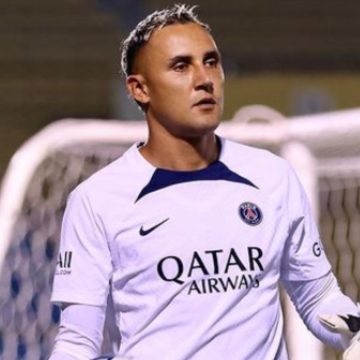 Keylor Navas Napoli Giuntoli