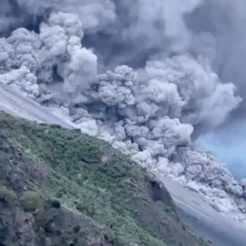 Stromboli nuova esplosione Stromboli nuova esplosione