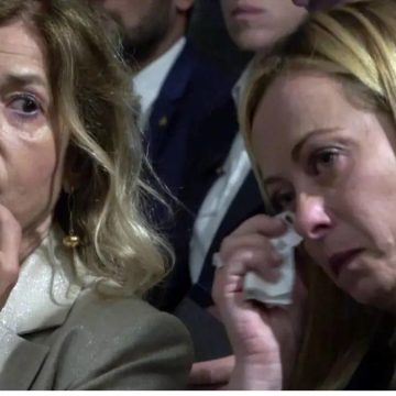 Selvaggia Lucarelli contro la Meloni