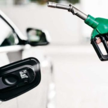 Prezzi carburante, il taglio dell'accise