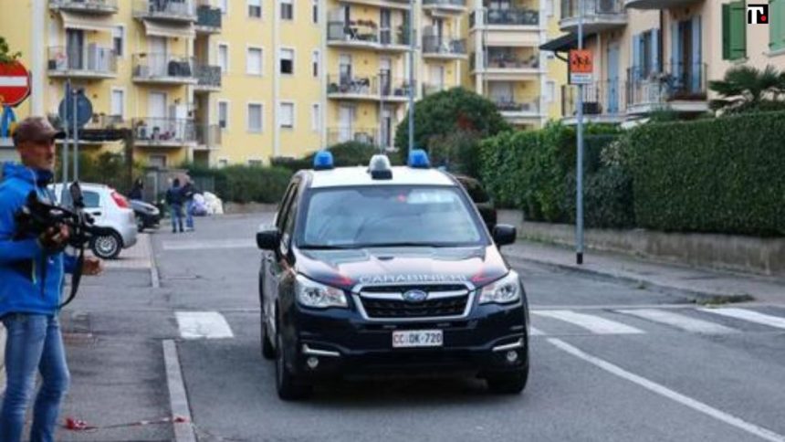 Brescia, padre barricato in casa