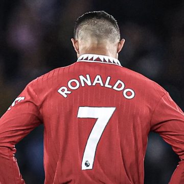Ronaldo lascia il campo