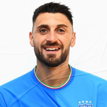 Chi è Vincenzo Grifo, calciatore della nazionale azzurra: la biografia Chi è Vincenzo Grifo, calciatore della nazionale azzurra: la biografia