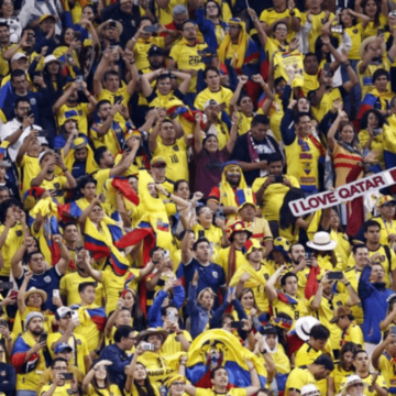 Qatar tifosi ecuador coro birra