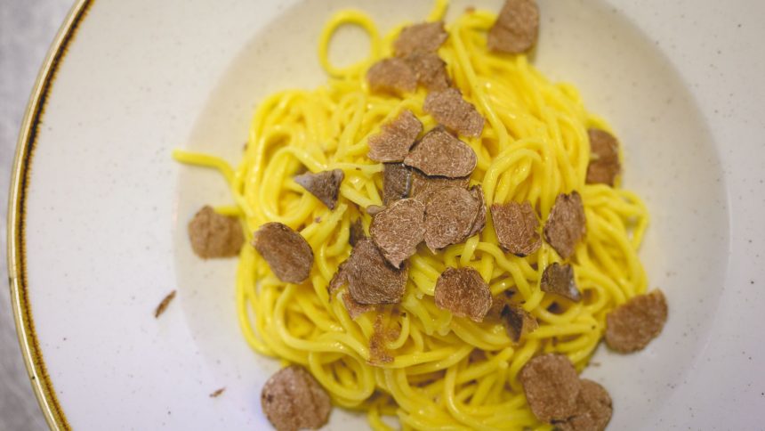 E’ il momento della caccia al tartufo: 5 mete in Italia