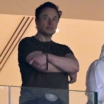Elon Miusk