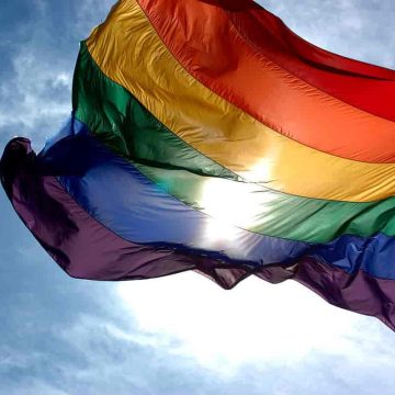 Mese LGBT+, pro life e governo rovinano la festa della cultura queer in Italia
