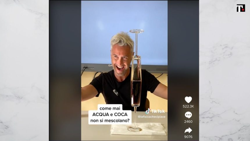 Vincenzo Schettini, il professore rock che insegna la fisica su TikTok