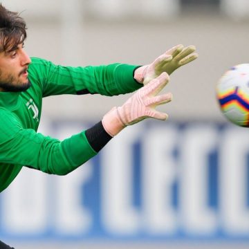Mattia Perin di nuovo papà: nasce la terza figlia Virginia