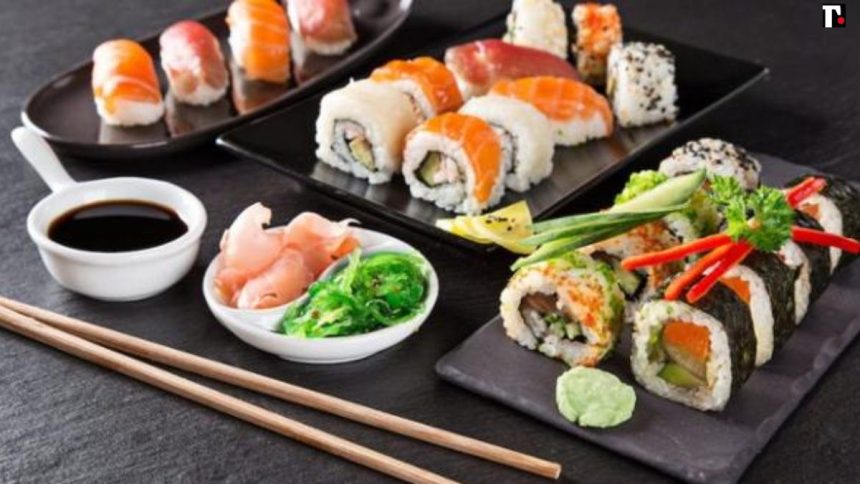 Napoli, muore dopo aver mangiato il sushi