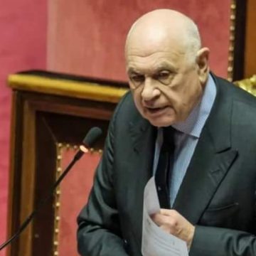 Minacce di morte al ministro Nordio