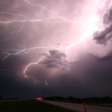 Tempesta Nuova Zelanda: blackout, scuole chiuse e voli sospesi