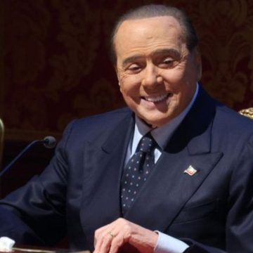 Berlusconi ricoverato San Raffaele