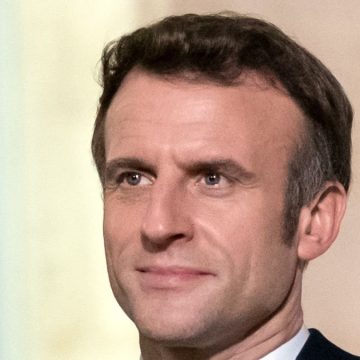 riforma pensioni francia macron Guzzi