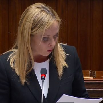 TrueData Giorgia Meloni sui migranti