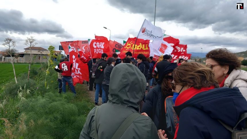 Cutro, manifestazione