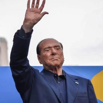 Berlusconi chemioterapia leucemia