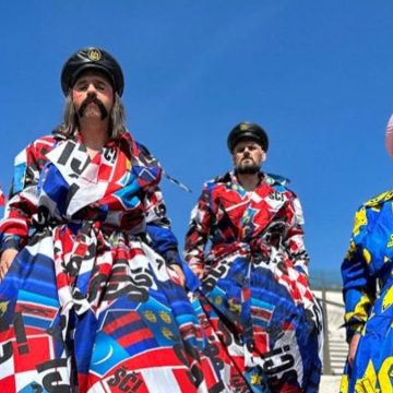 Chi sono i Let 3, croati all’Eurovision 2023 che cantano contro i guerrafondai