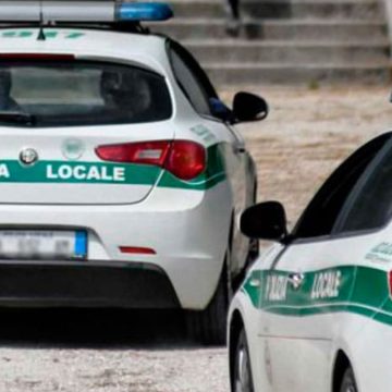 Studente accoltella professoressa