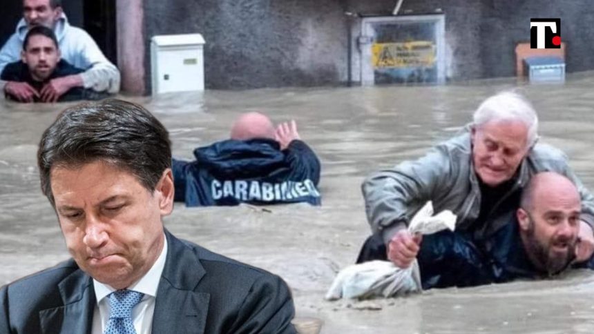 Alluvione in Emilia, tutti gli errori politici commessi da Conte in giù