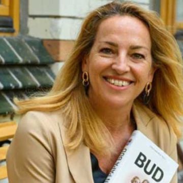 Chi è Cristiana Pedersoli