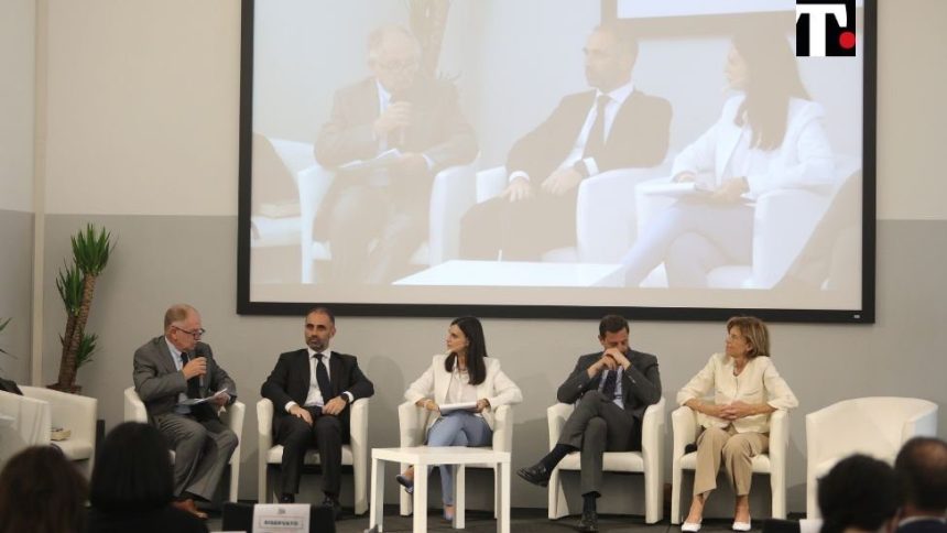 "DM77 - Lo sviluppo dell’assistenza territoriale nel Sistema Sanitario Nazionale": questo il tema del panel sulla sanità tenutosi nella giornata di lunedì 26 giugno "DM77 - Lo sviluppo dell’assistenza territoriale nel Sistema Sanitario Nazionale": questo il tema del panel sulla sanità tenutosi nella giornata di lunedì 26 giugno