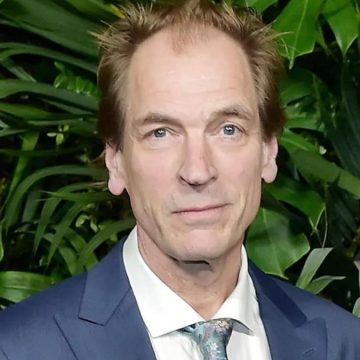 Julian Sands
