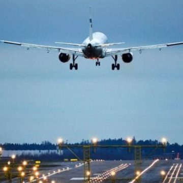 Dopo 12 anni, potrebbero riprendere i collegamenti aerei diretti tra Italia e Libia. Una svolta importante, su cui gravano incognite