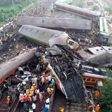 India, incidenti tra treni