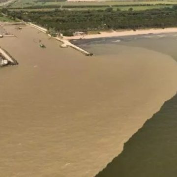 Emilia Romagna, divieti di balneazione