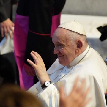 Papa Francesco contro Gisella