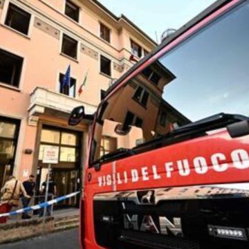 Milano, incendio in casa di riposo