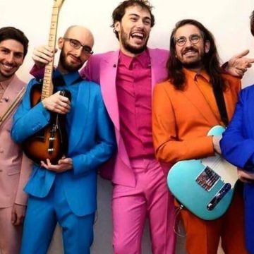 Pinguini Tattici Nucleari a Reggio Emilia
