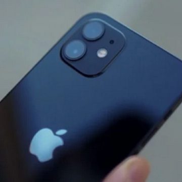 iPhone 12, cosa c’è dietro la resa di Apple alla Francia
