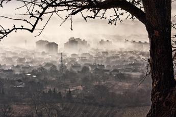 Nord Italia zona più inquinata d’Europa, allarme rosso per la Pianura padana