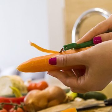L’inflazione? Si combatte imparando a pelare le verdure. Una provocazione (o forse no)