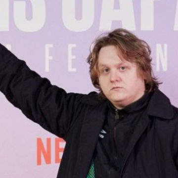 Chi è Lewis Capaldi