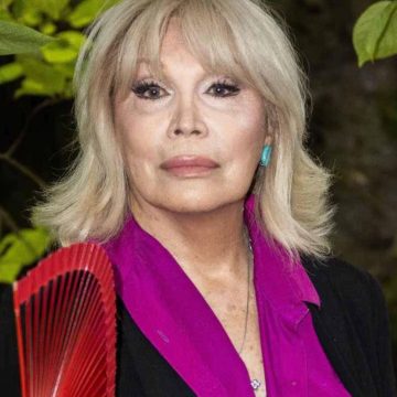 Amanda Lear