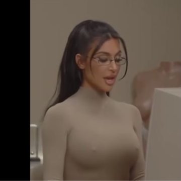 Kim Kardashian, il reggiseno coi capezzoli