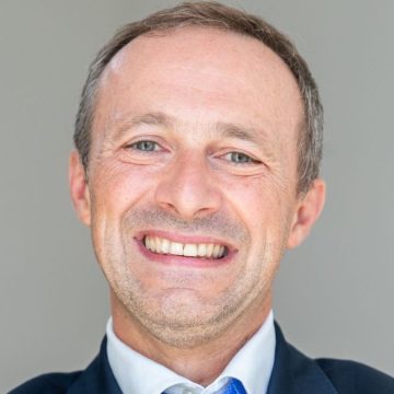 “Come assicurarsi il successo professionale”: il libro di Antonio Arbore