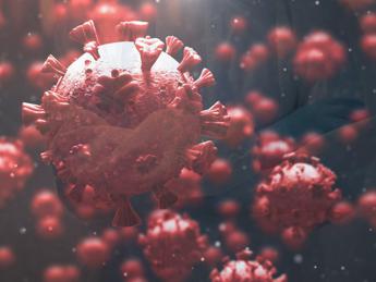 Covid, il virus sta cambiando troppo? Le novità sulla nuova variante