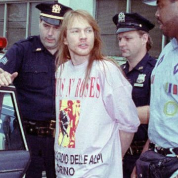 La denuncia ad Axl Rose aiuta il patriarcato
