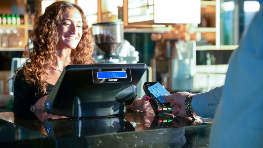 CUSTOM Pay CUSTOM Pay, rivoluziona il mercato dei pagamenti elettronici con semplicità e sicurezza