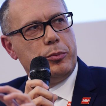 Milano diventa &ldquo;citt&agrave; spugna&rdquo;: 27 cantieri verdi contro piogge estreme, caldo e siccit&agrave;